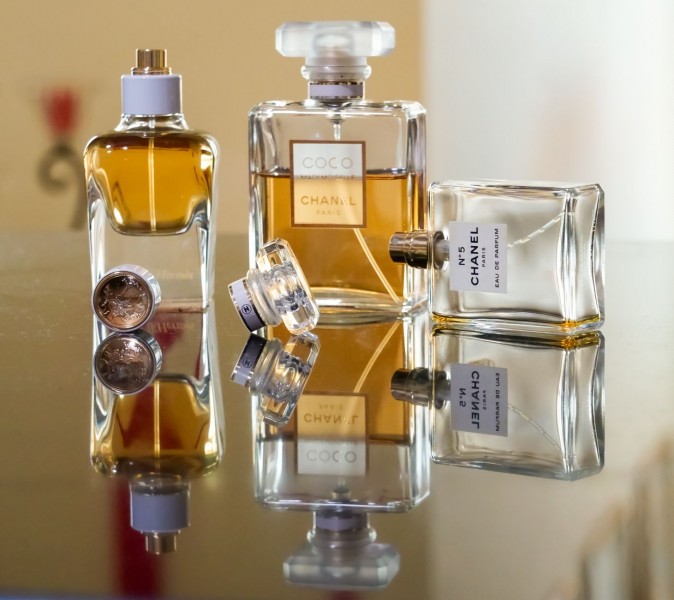 casas de perfume construyen marca 